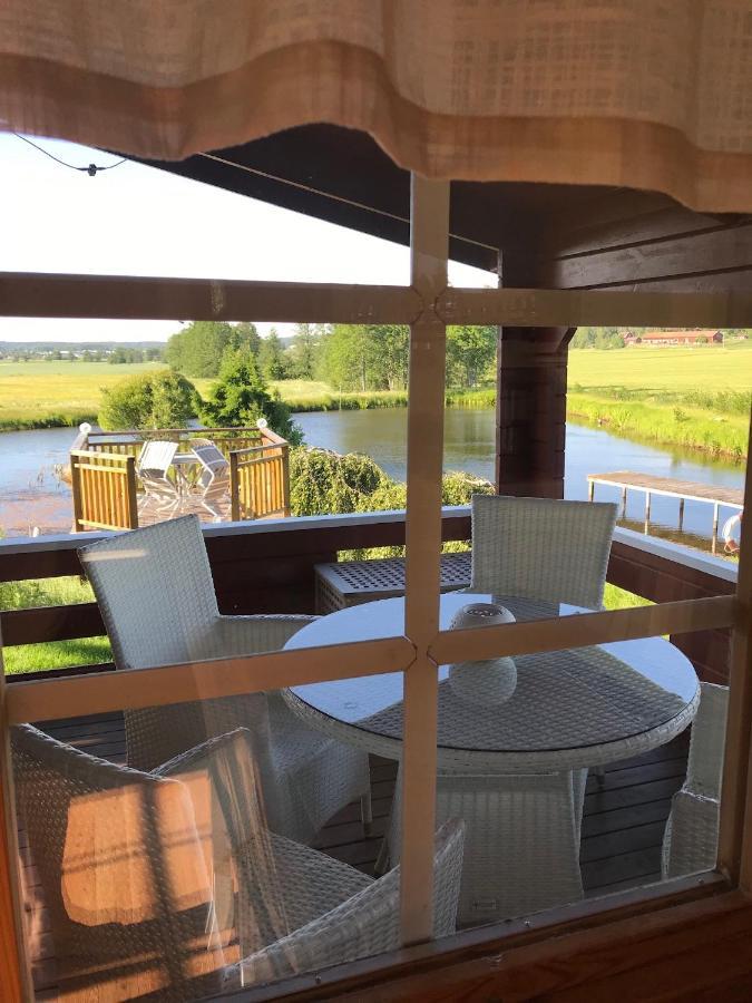 Valla Stuga Kristinehamn Exterior foto