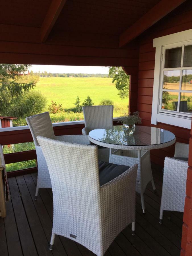 Valla Stuga Kristinehamn Exterior foto
