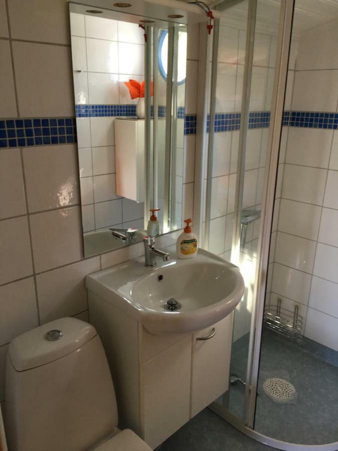 Valla Stuga Kristinehamn Exterior foto